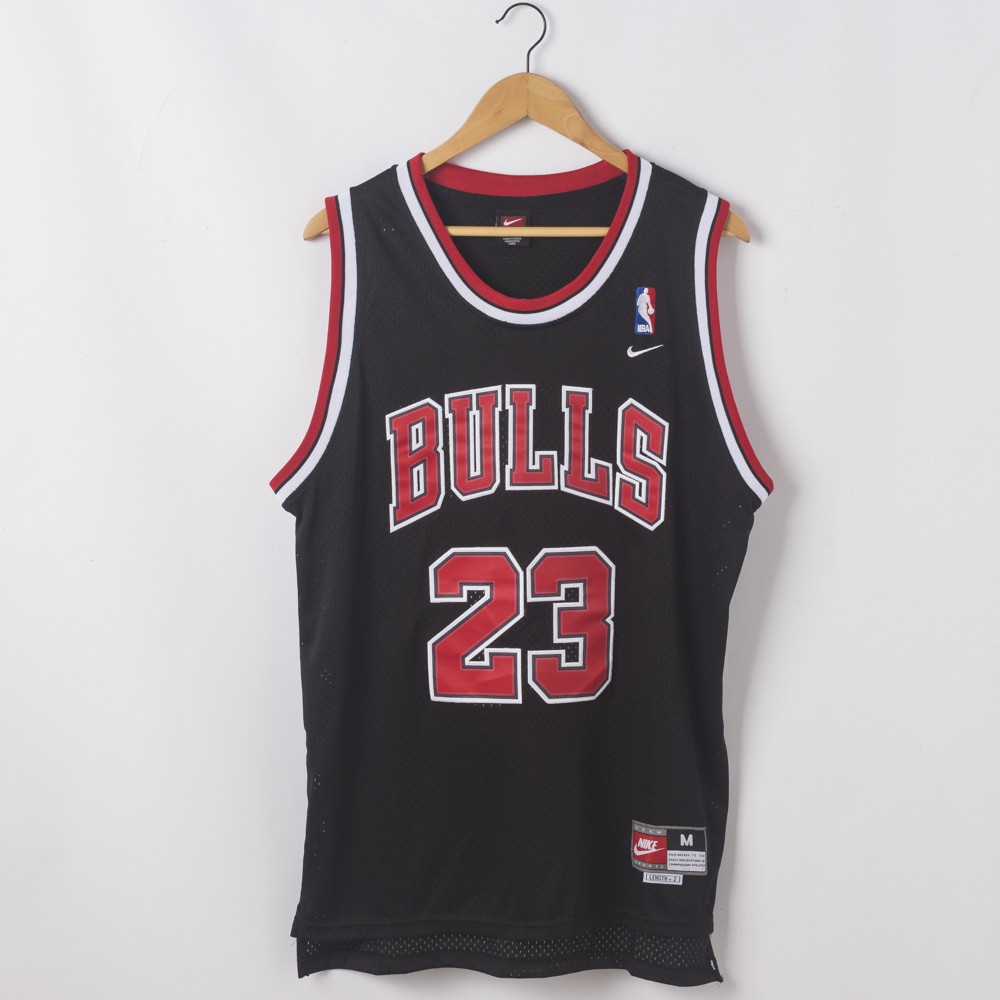 bulls 23 jersey jordan