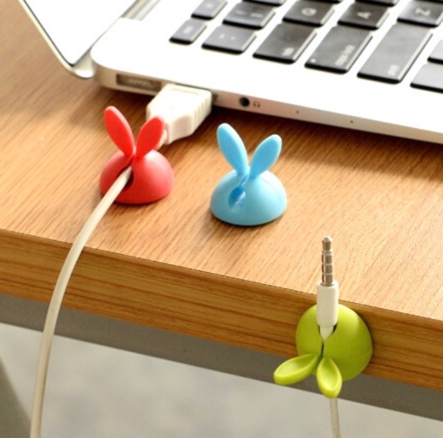 Tempat kabel kelinci / cable clip organizer / penjepit kabel