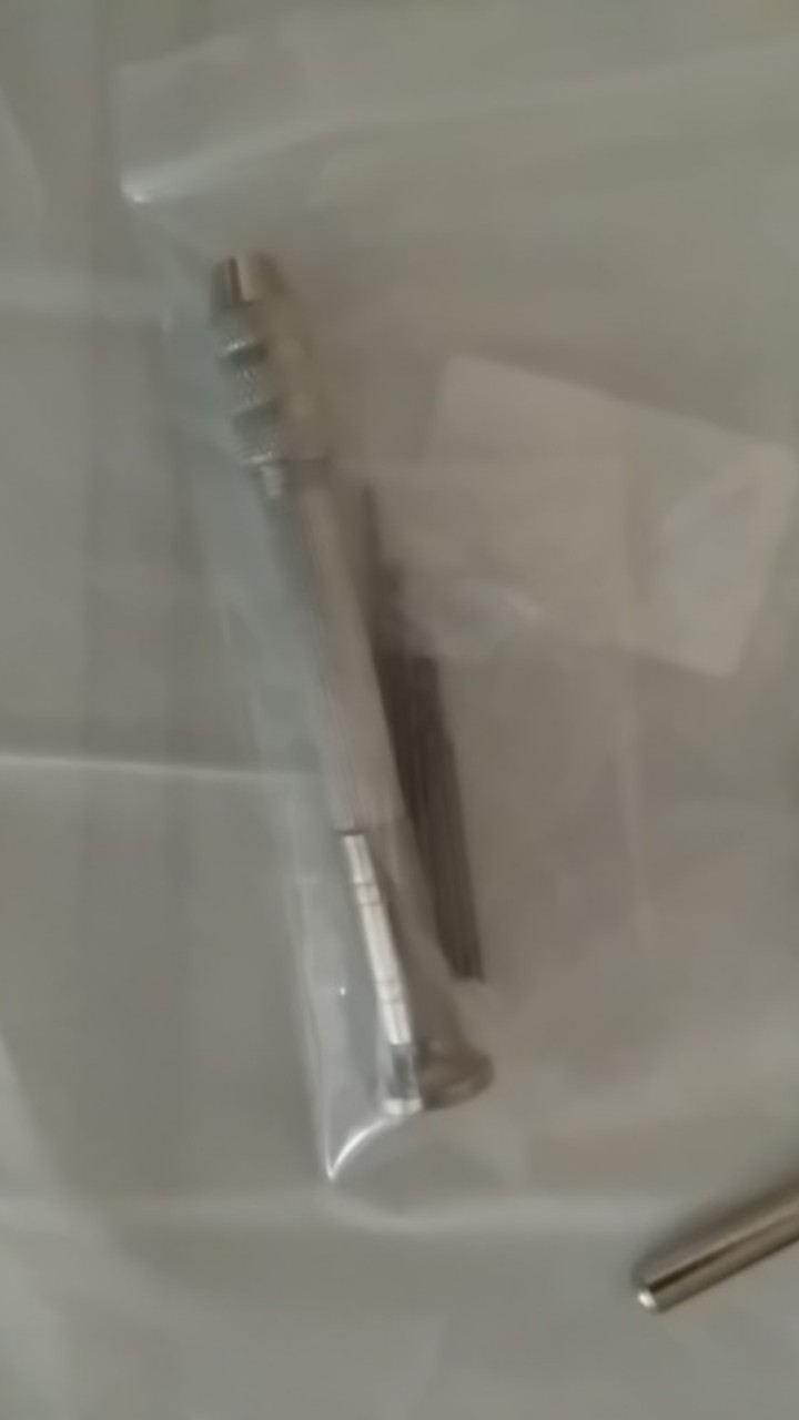 Bor Tangan Mini Presisi Dengan 10pcs Mata Bor Ukuran 9cm