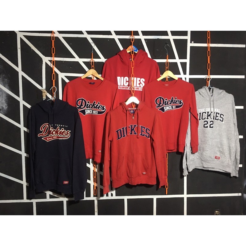 Crewneck Dickies Merah 2