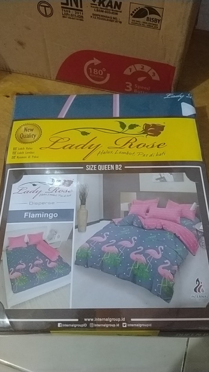 Sprei Lady Rose Uk. King (180x200)cm Dan Uk. Queen (160x200)cm Motif Character New