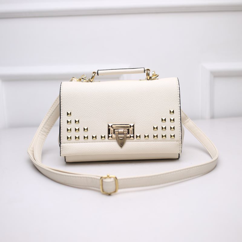 tas slempang handbag wanita batam import warna putih kecil untuk pesta jalan kondangan jalan elegan