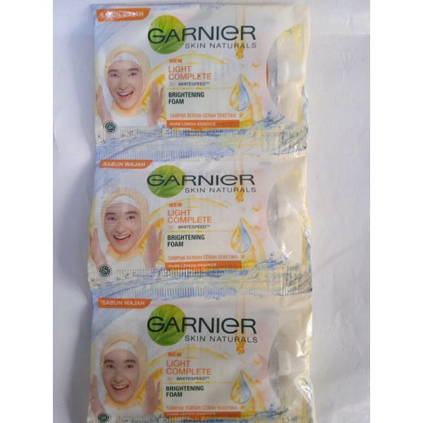 Garnier Facial Foam Light Complete dan Sakura White / Sabun Wajah