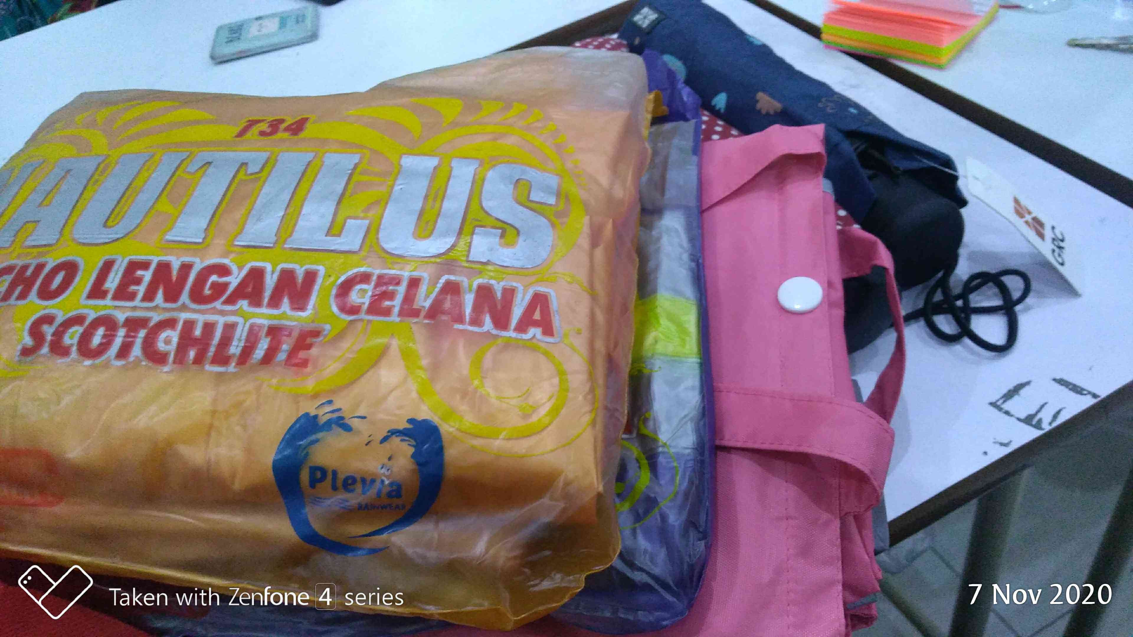 Payung Lipat 3 Polkadot Fancy - 822