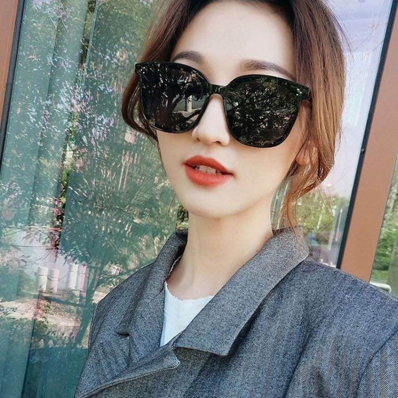 Kacamata Retro Frame Jumbo Cat Tiga Titik Mata Kucing Korean Fashion Sunglasses