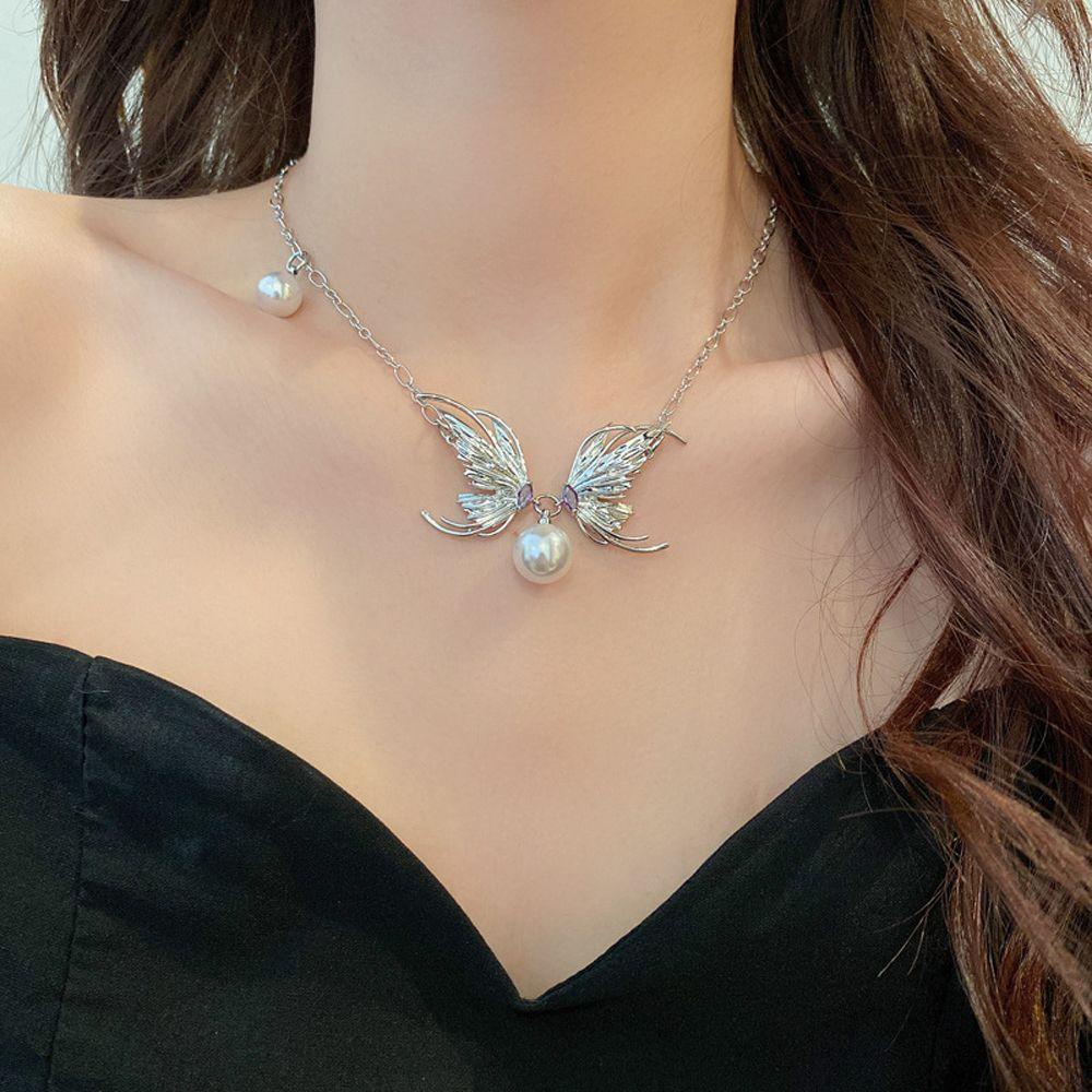NEEDWAY Kalung Korea Temperamen Manis Pesta Trendi Sayap Zirkon Kupu-Kupu