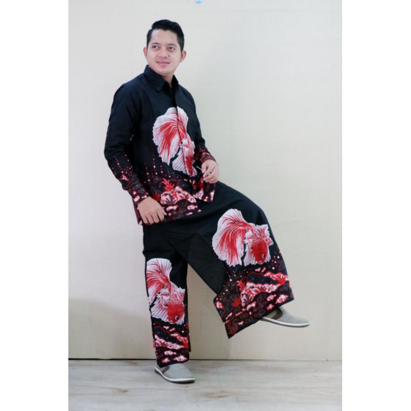 Setelan baju Koko batik dan celana sarung