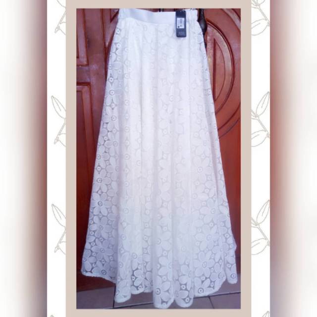 Rok panjang brokat putih - Moshaict (Orza Premium) by Itang Yunasz