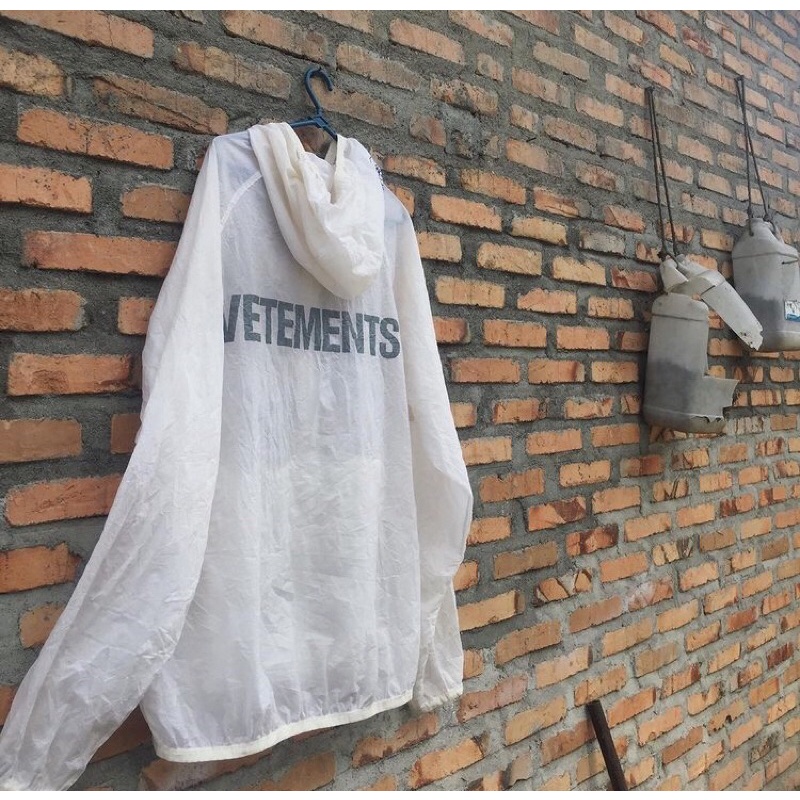 Vetements jacket