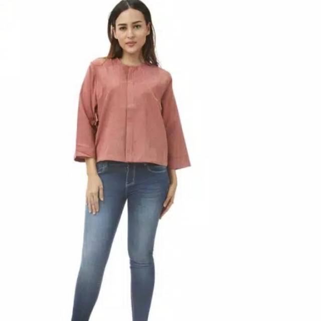 NAGITA SLAVINA X CHAPTER 9 (NEW 💯% ORI)