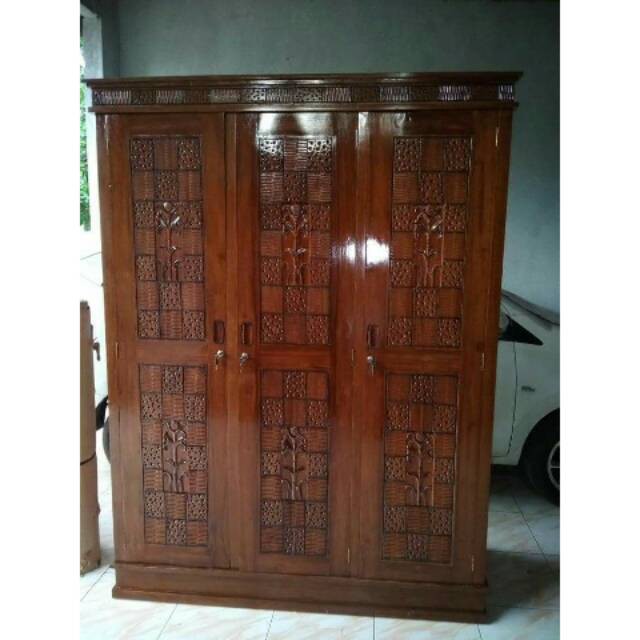 Lemari pakaian jati minimalis 3 pintu geser