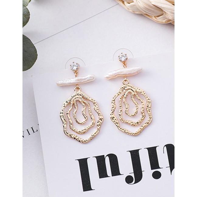 LRC Anting Tusuk Sweet Gold Color Hollow Out Design Pure Color Earrings F22003
