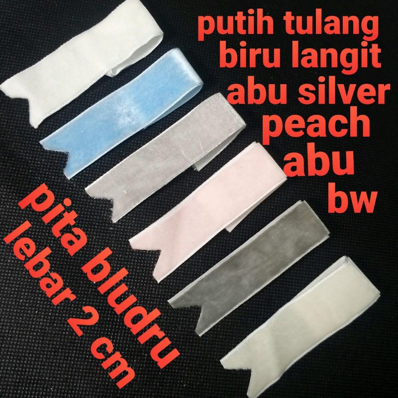 

PER PICS 15 METER PITA BLUDRU LEBAR 2CM VARIAN WARNA