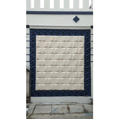 roster/loster/modern/beton/minimalis ornamen tempel dan kincir abu