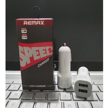 Car Charger Remax Speed 4.2A 2 USB Saver Mobil 2 Output 4.2A Warna Putih