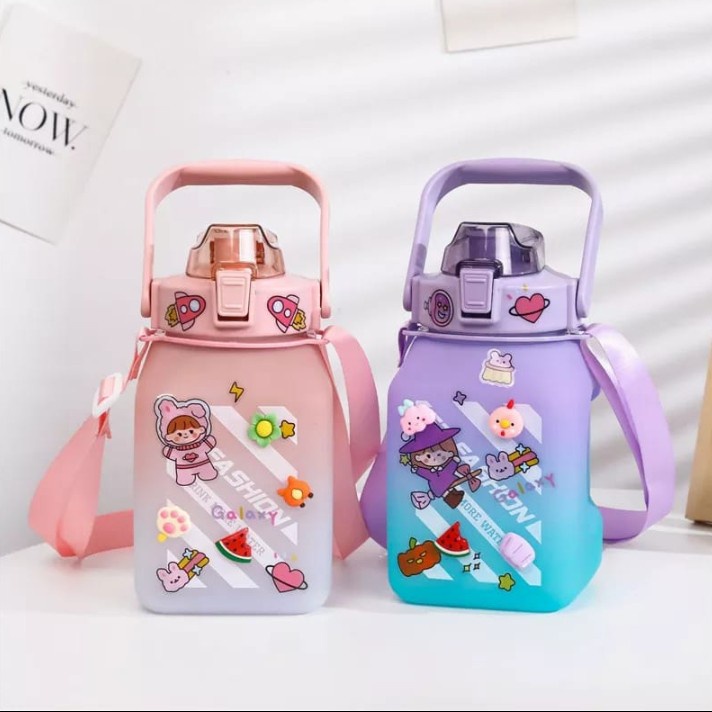 Botol Minum Gradiasi Gemoy Kotak Kapasitas 1.5L Free Sticker 2D &amp; 3D