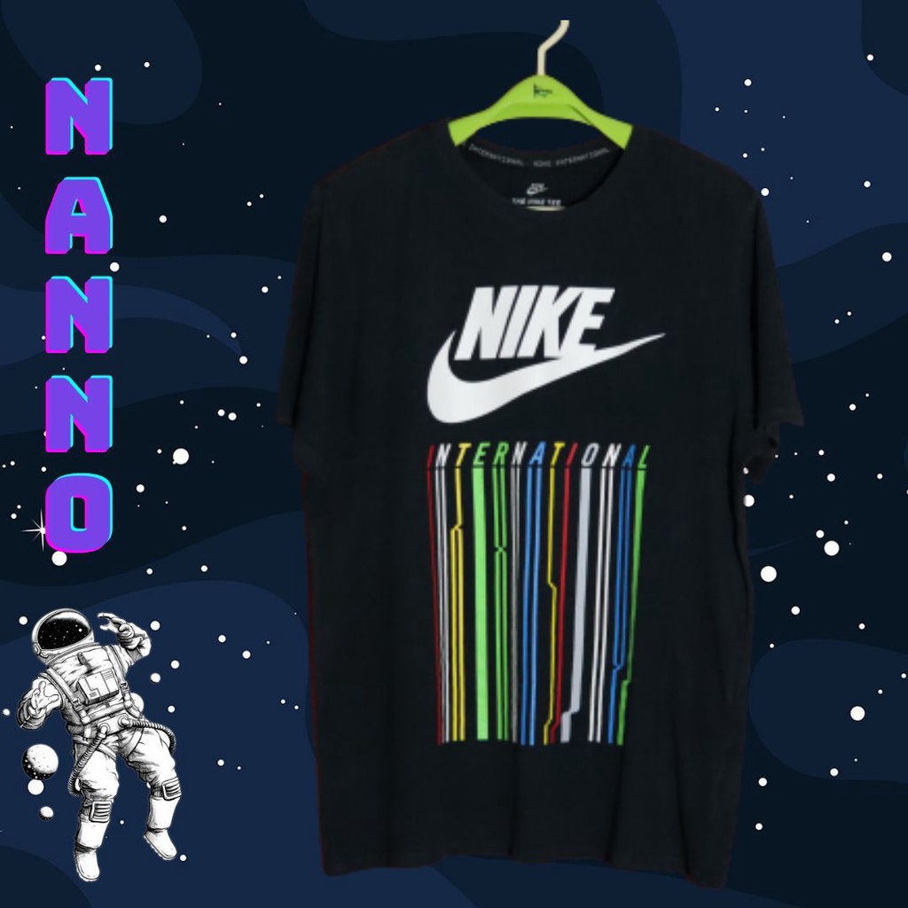 T-Shirt Nike International Big Swoosh Print