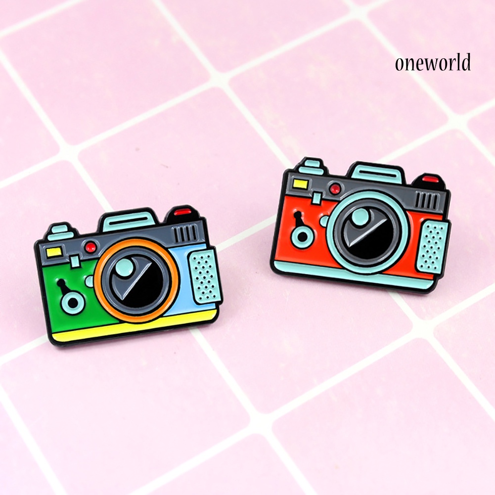 OW@ Cartoon Multicolor Camera Badge Collar Lapel Brooch Pin Clothes Jewelry Decor