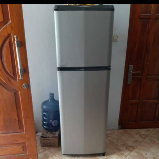 Rak kulkas lemari es sanyo aqua d240 2 pintu custom