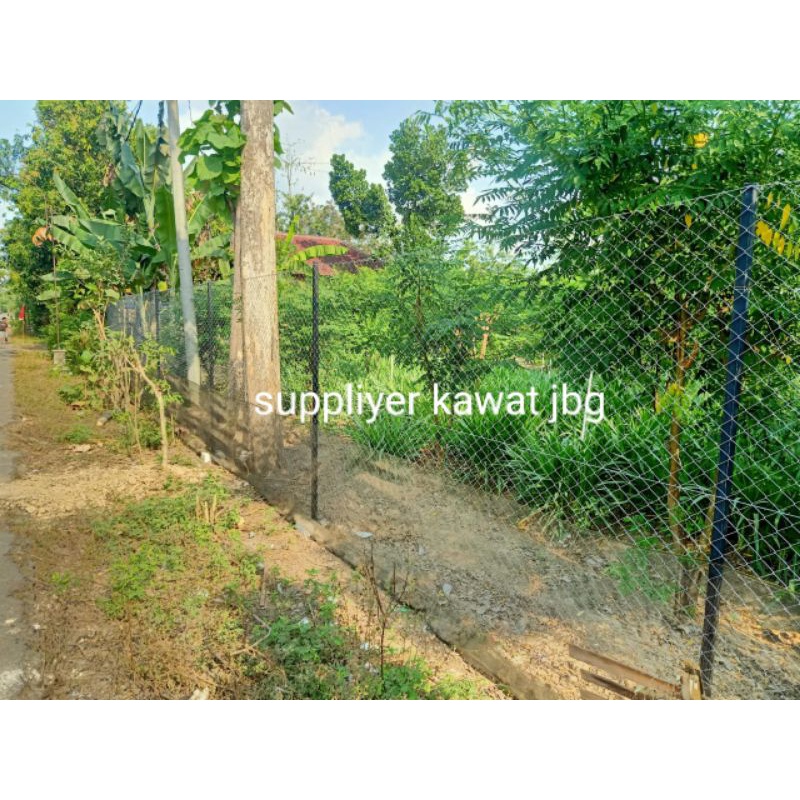 KAWAT HARMONIKA GALVANIS UKURAN TEBAL 4 MM LUBANG 5 CM TAHAN KARAT MURAH UNTUK PAGAR, KANDANG ,TAMAN