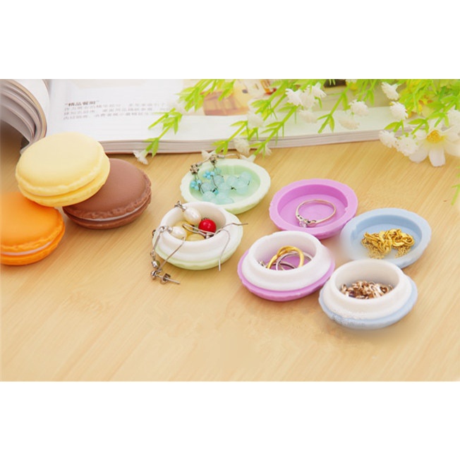 Kotak Penyimpanan Kalung Cincin Anting Bentuk MACARON Mini 4 cm - Mikhamart