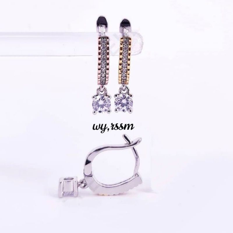 Anting titanium gantung,mewah,tidak gampang luntur