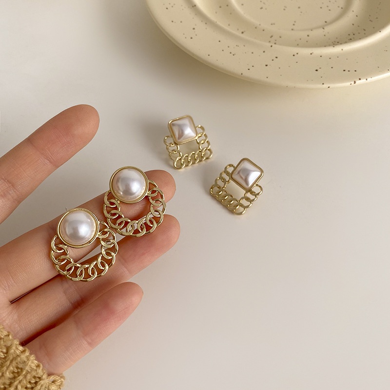 Anting Tusuk Lapis Emas Gaya Vintage Untuk Wanita