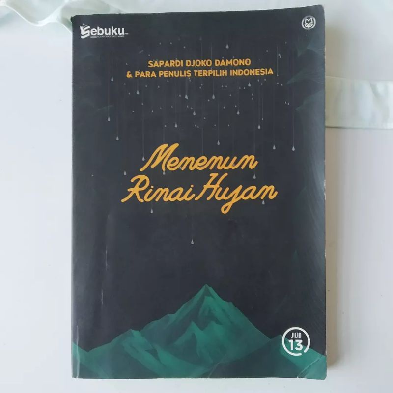 Jual Buku Original Antologi Puisi Menenun Rinai Hujan Preloved Bekas Second Buku Sapardi Djoko