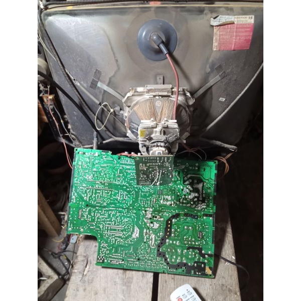 MESIN TV LG ULTRA SLIM 21inch