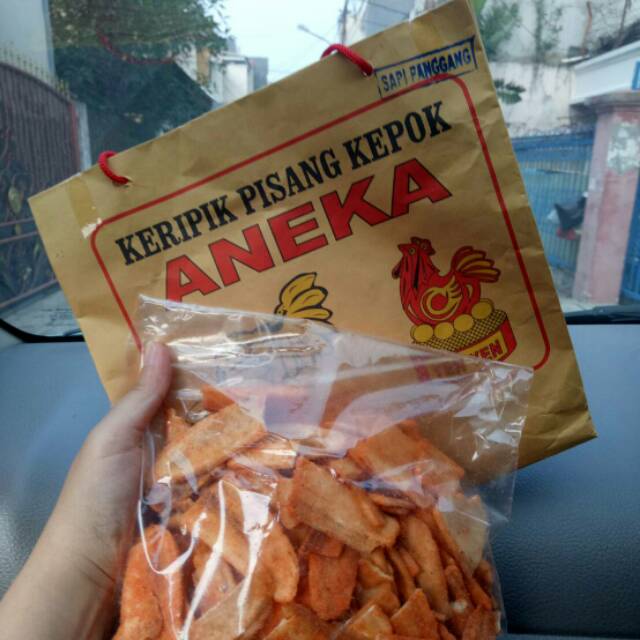 

KERIPIK PISANG SAPI PANGGANG ANEKA YENYEN LAMPUNG