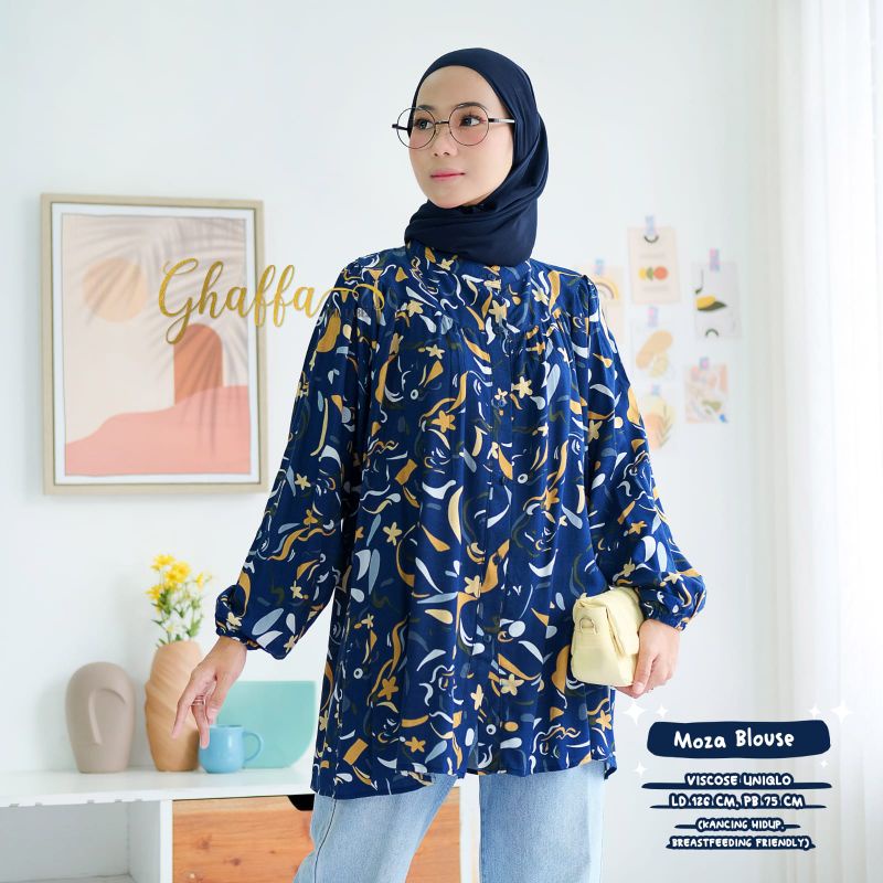 Moza blouse motif abstrak by ghaffa the label