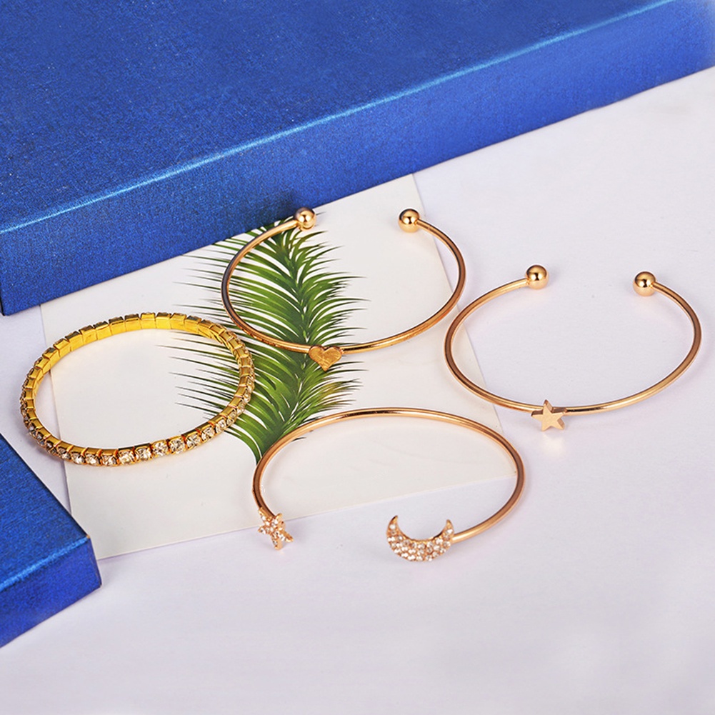 Hu Hu Hu Hu Hu Alat Bantu Pasang Kacamata♡ 4pcs / Set Gelang Bangle Desain Bulan Bintang Hati Aksen Berlian Imitasi Untuk Wanita