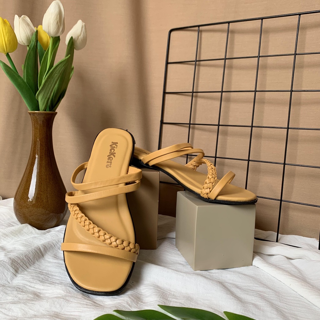 SANDAL CEWEK SLOP TEPLEK KEPANG ANDIN IKATAN CINTA PREMIUM KOREA TERLARIS TERMURAH TERBARU MERITA TEPLEK SANDAL GAUL REMAJA PEREMPUAN KEKINIAN TEPLEK KARET MODERN MASA KINI TRANDY