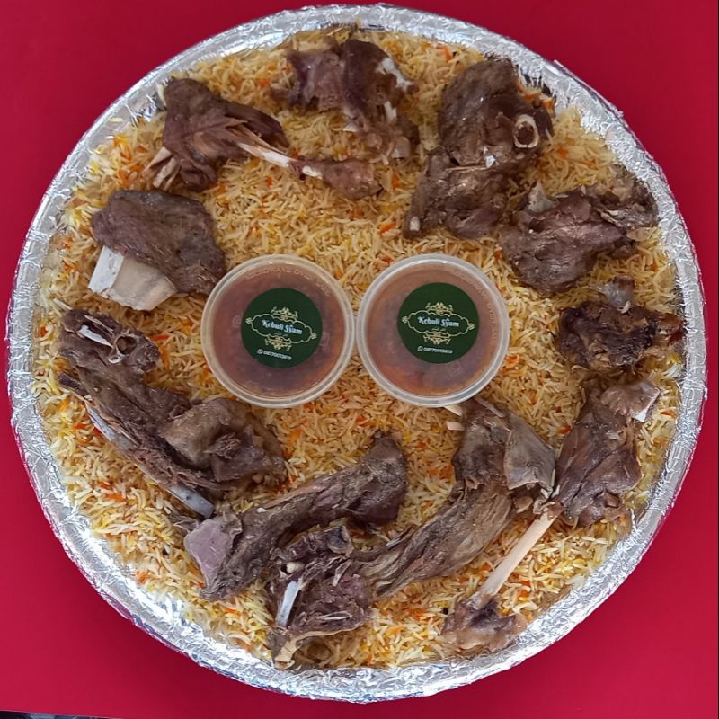 

Kebuli Loyang isi 10 Kambing