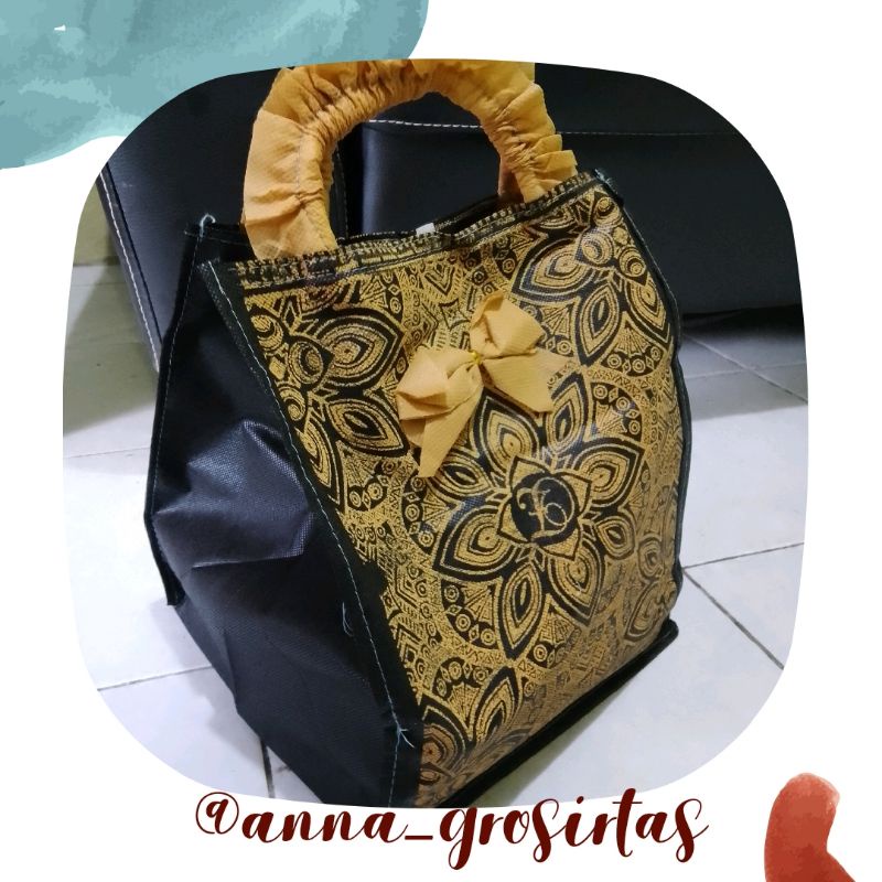 

Tas Hajatan Batik Sederhana untuk box nasi uk 22x22