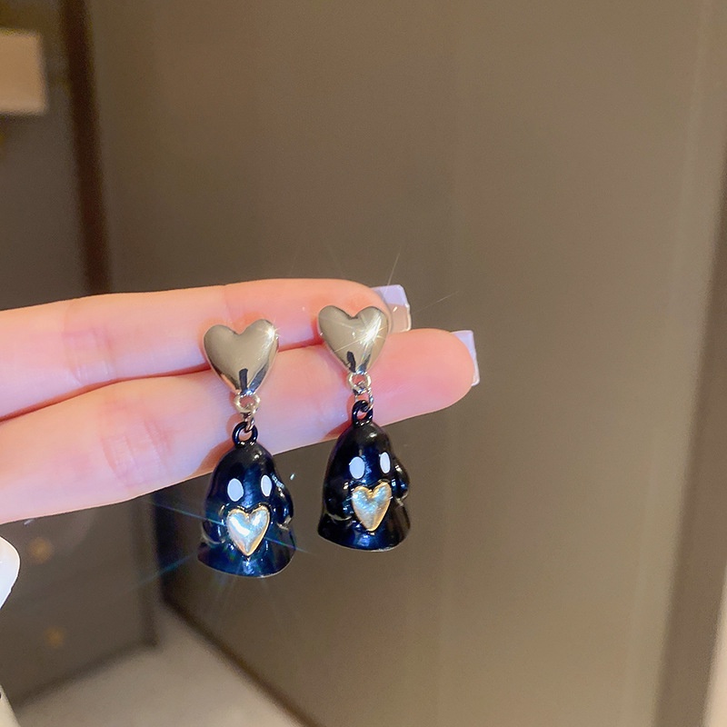 Anting Tusuk Motif Hantu Hati Lucu Ala Harajuku Warna Hitam Untuk Wanita