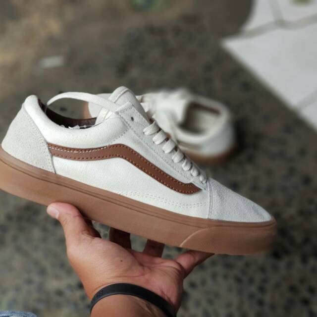 vans putih original