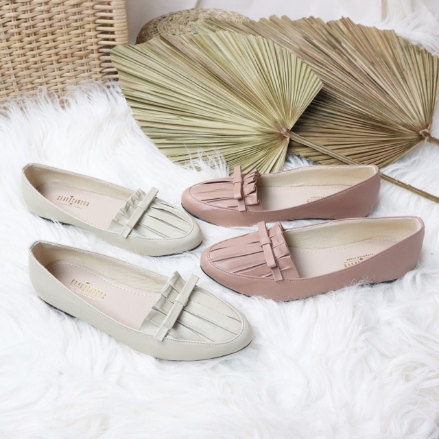 GLARISAMODA Kyra Flatshoes / sepatu wanita / sepatu kantor