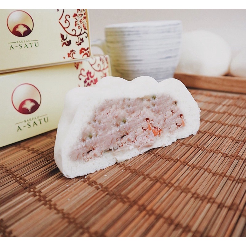 

(READY SIAP KIRIM) Bakpau A1 Babi Cincang - Bakpao A1 Babi Cincang- Bakpau A Satu Babi Cincang