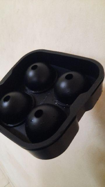 Four Ball Ice Maker / Pencetak Es Batu Bulat
