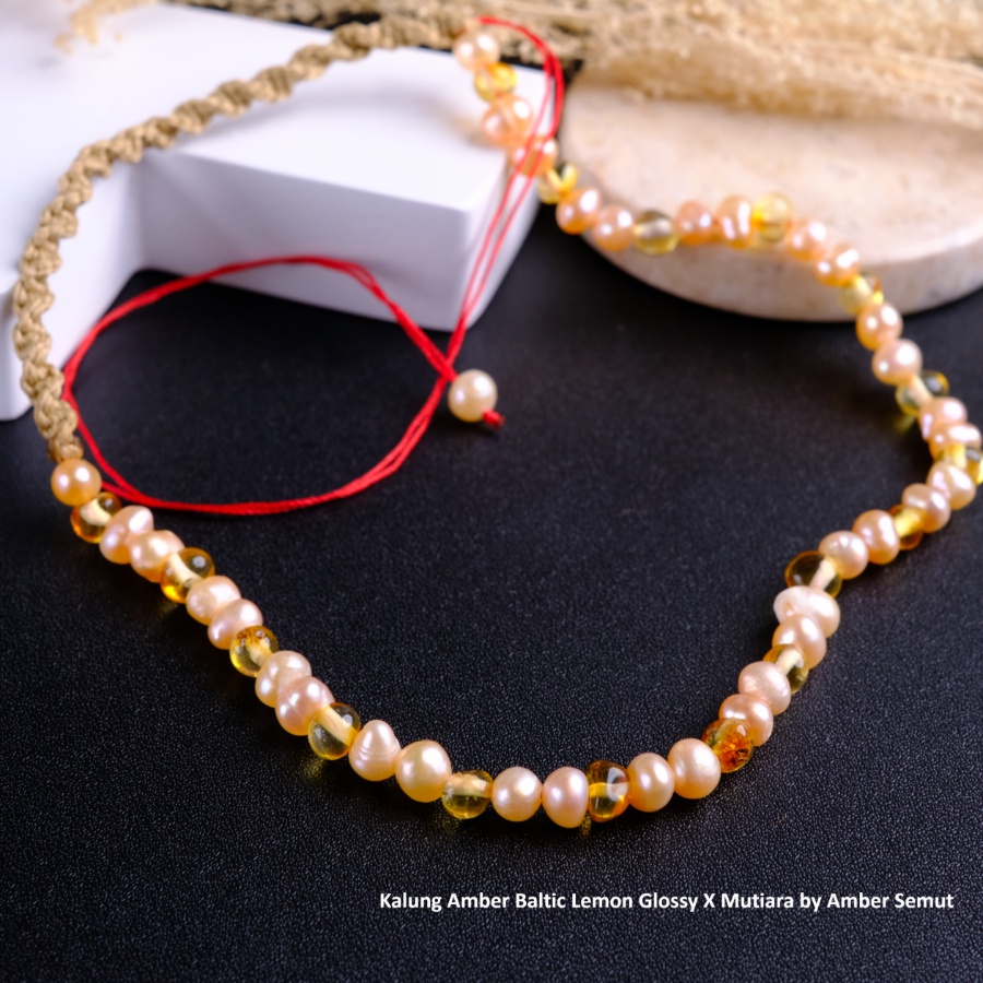 Kalung Amber Baltic Lemon Glossy X Mutiara by Amber Semut