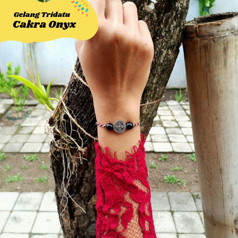 Gelang Tridatu Cakra Onyx / Gelang Tridatu Bali / Gelang Tridatu Cowok / Tridatu Khas Bali / Aksesoris Pria / Gelang Pria / Gelang Hitam / Gelang Batu Alam / Gelang Onyx / Gelang Khas Bali / Gelang Tridatu Custom / Craftdewata