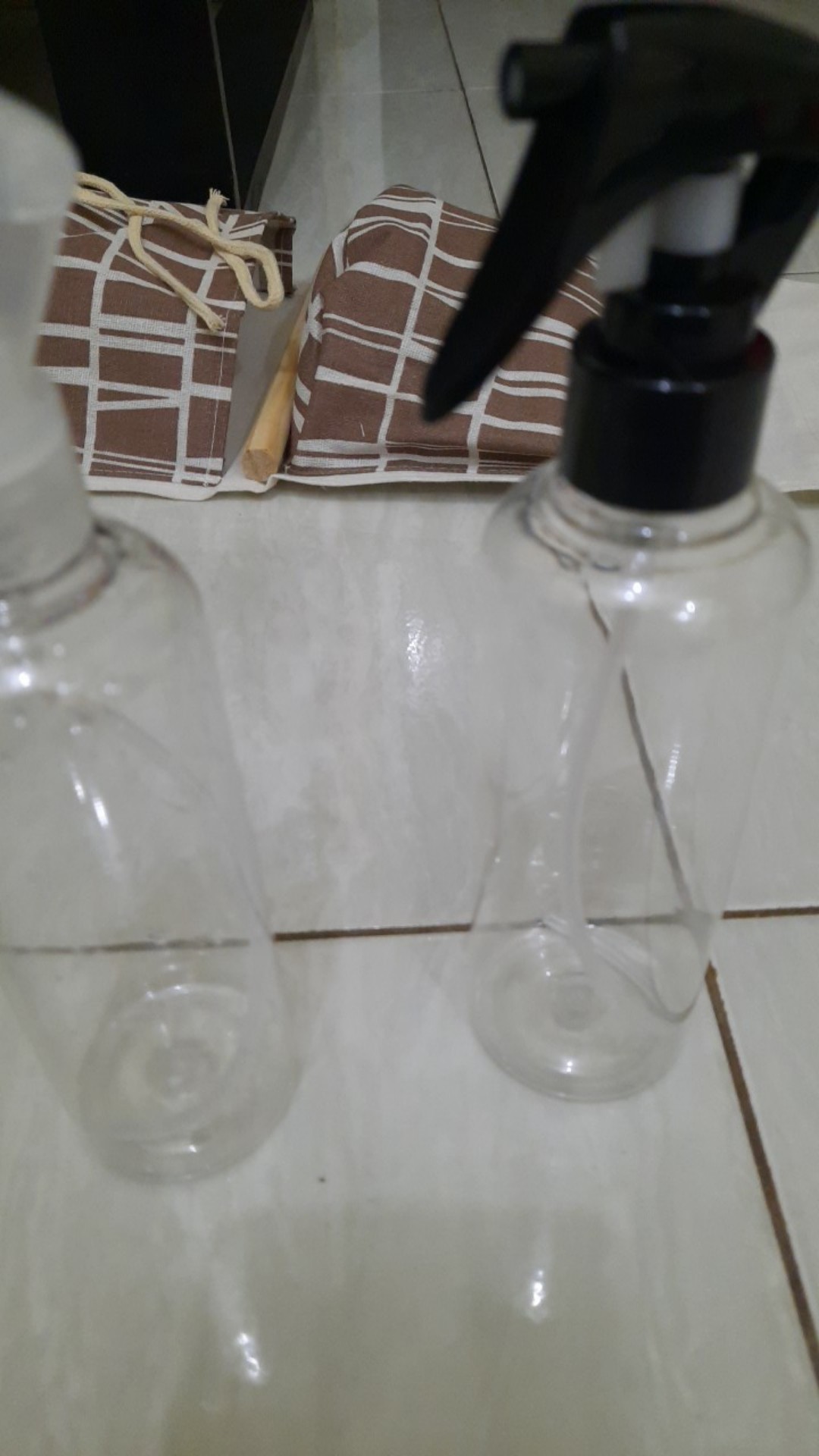 Botol Plastik Spray Trigger Br 250ml Hitam