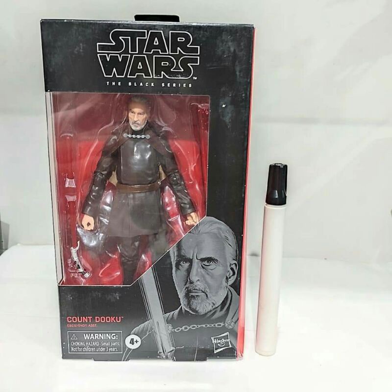 Mainan action figure count dookustarwars black seriestinggi sekitar 6 inchby hasbroFull artikulasi 

