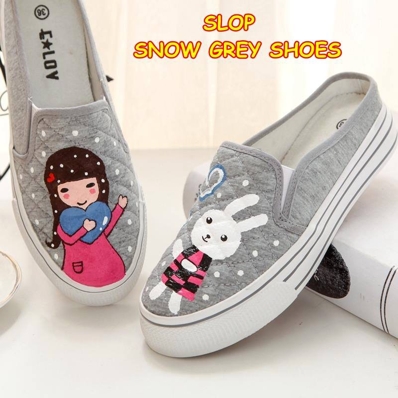 SEPATU WANITA SLOP SNOW GREY