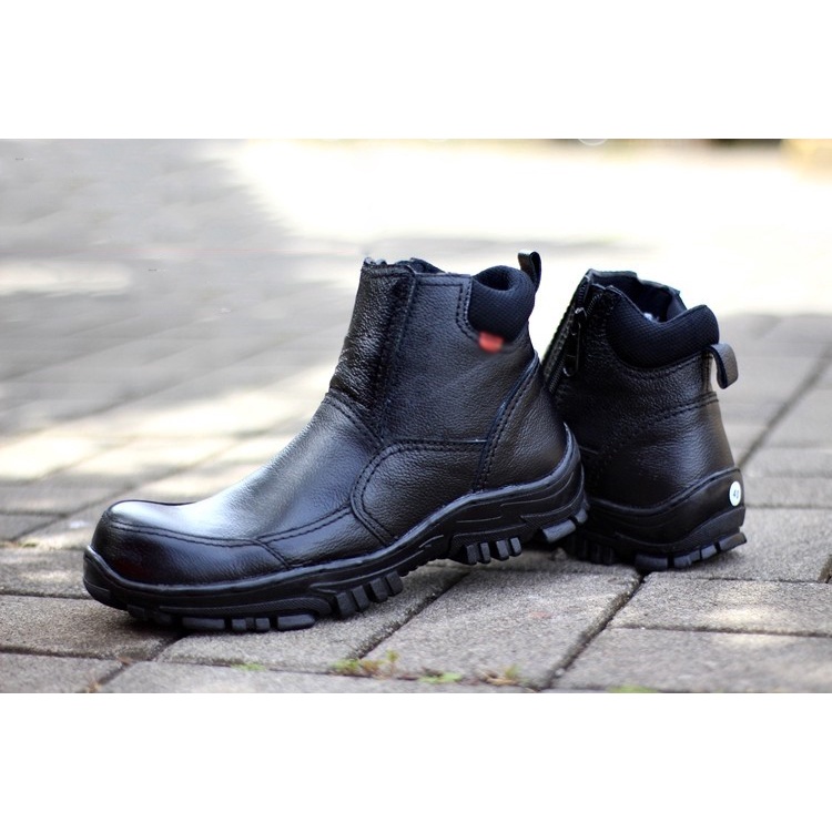 FATIMAHSHOES Sepatu Safety Boot Kulit Pria Ujung Besi Kerja Proyek Kulit Sapi Hitam