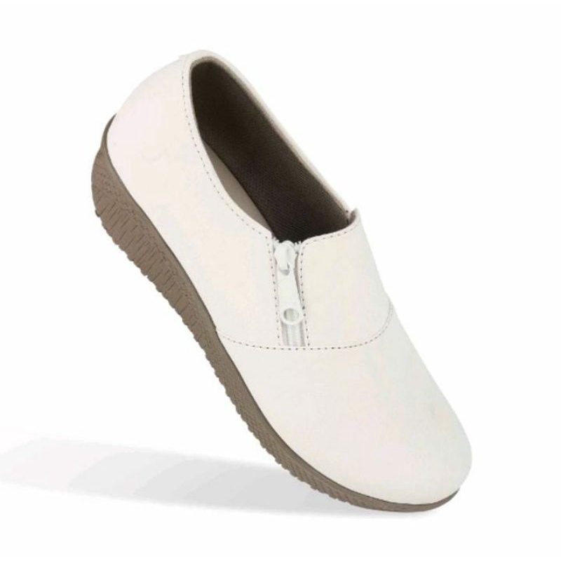 Sepatu  Wanita Aqila Terbaru slip on Brand Chaeena' white 023 S Sepatu kasual Terlaris