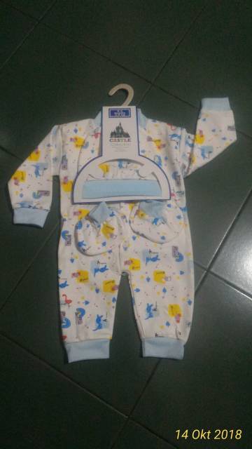 Baju Jumper Topi dan Sepatu Bayi Tangan Panjang