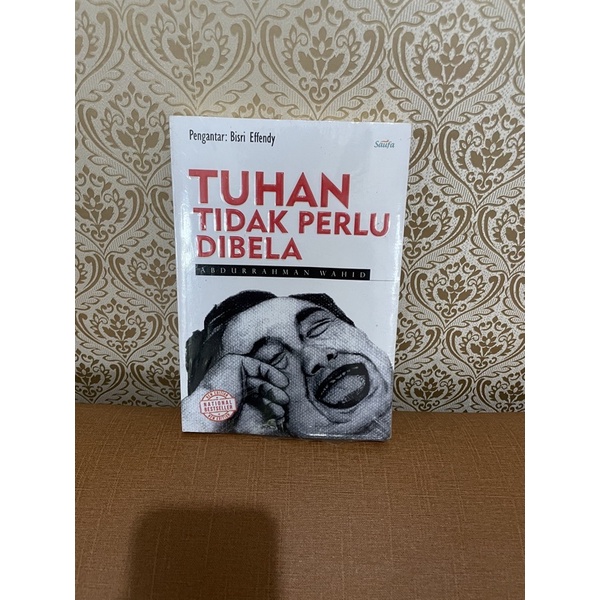 Tuhan Tidak Perlu dibela