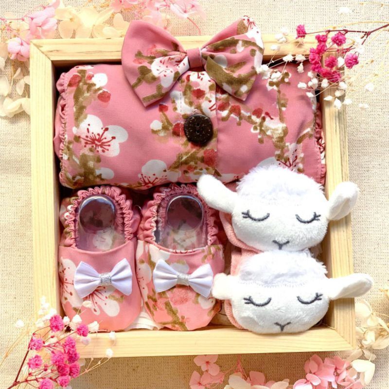 Lovely Set - Hampers Bayi / Hamper Baby Girl / Kado Lahiran Bayi Perempuan Gift Set Babygift Parcel-Pink